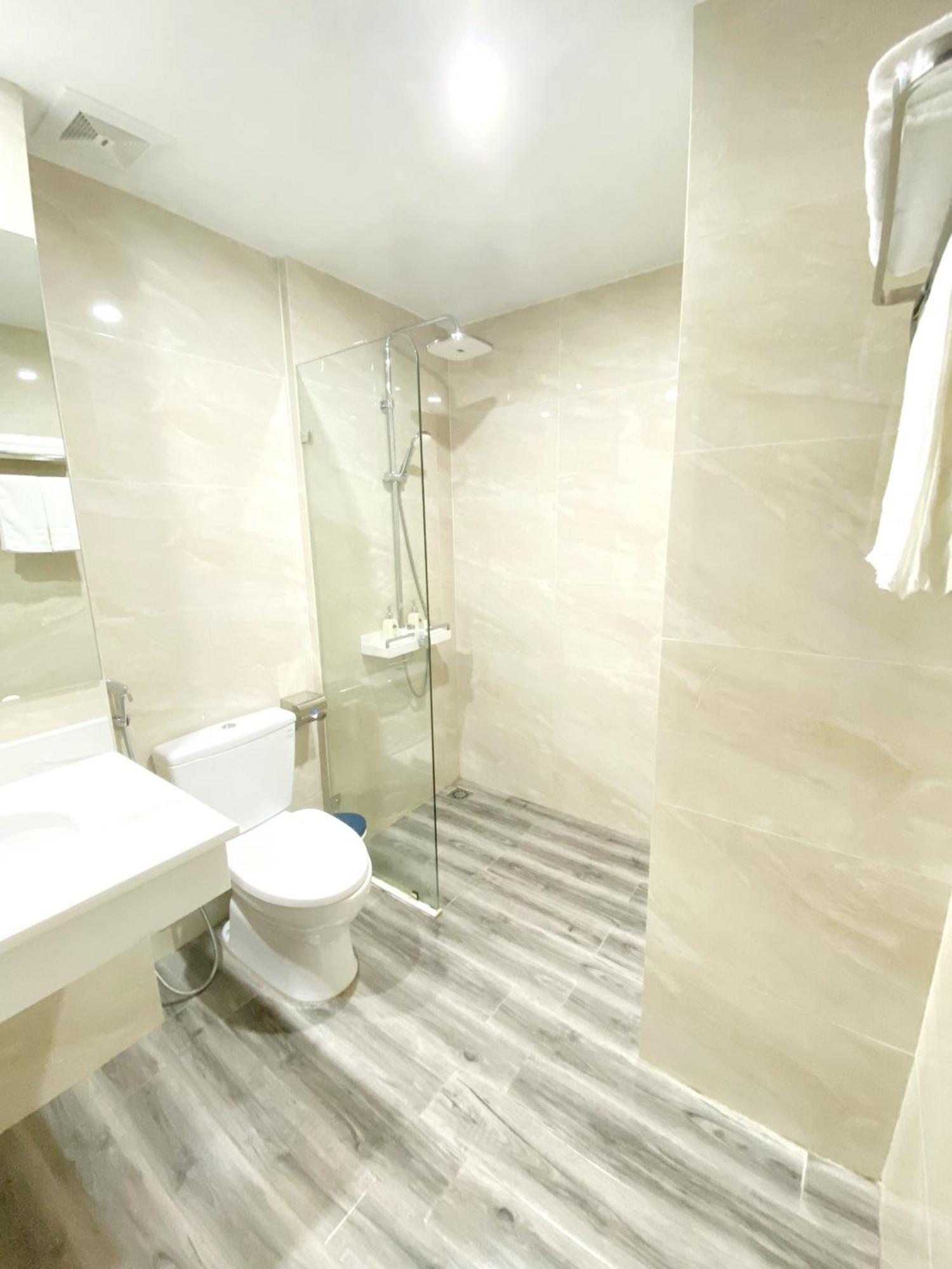 Ha Long Bay Tuan Chau Hotel Екстер'єр фото
